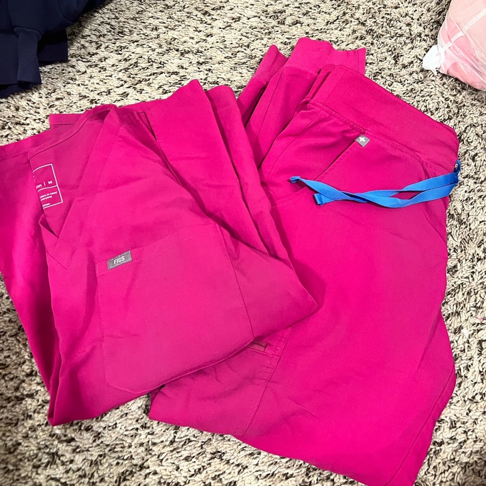 Figs scrubs